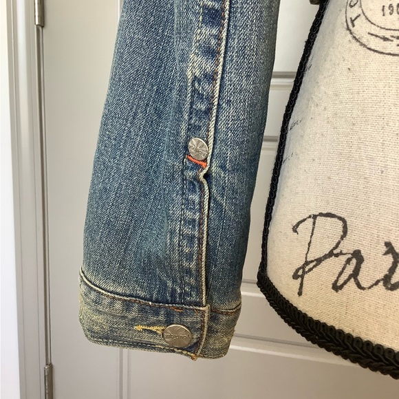 💥 Cropped Denim Jacket 💥 - Picture 10 of 11